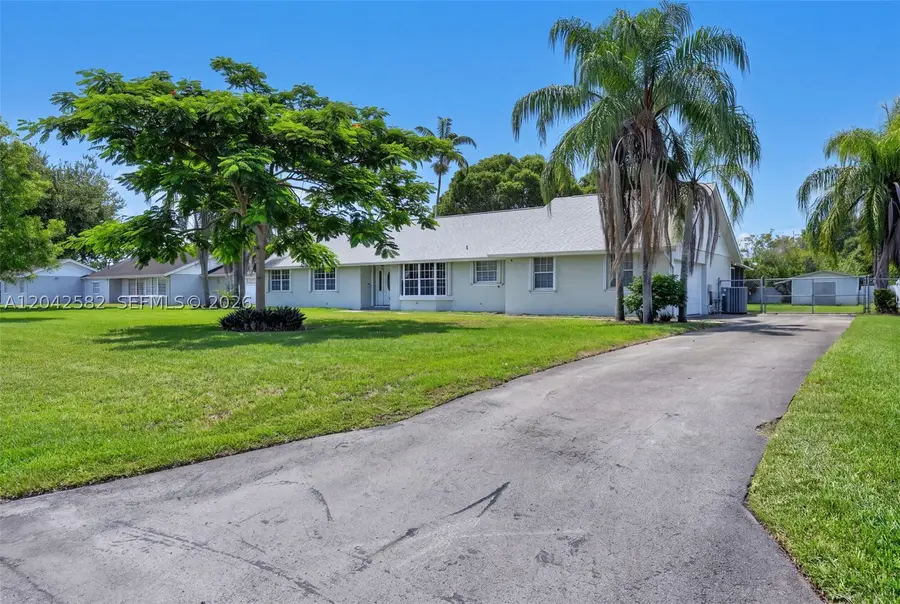 1728 NW 20th St, Homestead, FL 33030 - #2