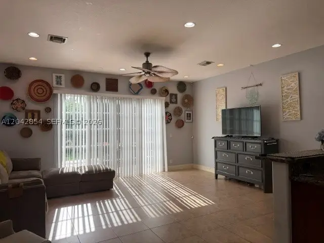 1321 NE 5th Ter, Fort Lauderdale, FL 33304 - #1