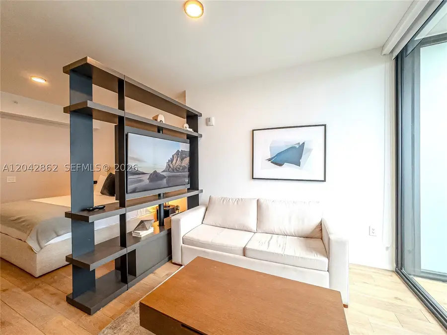 398 NE 5th St #4316, Miami, FL 33132 - #3