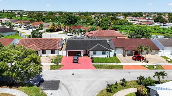 17401 SW 144th Ct, Miami, FL 33177