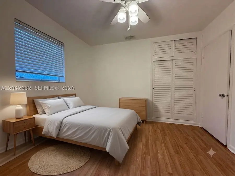 830 SW 64th Pkwy, Pembroke Pines, FL 33023 - #3