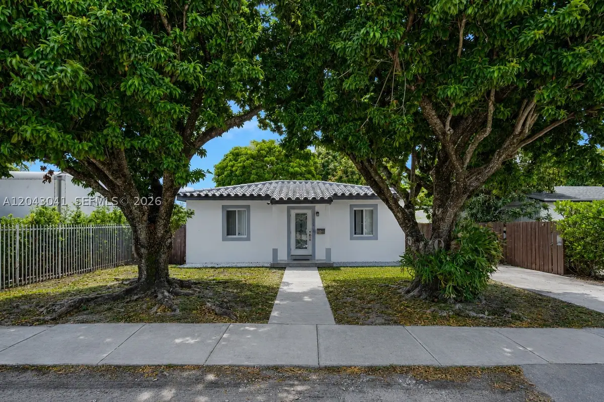 270 NW 51st Ave, Miami, FL 33126 - #1