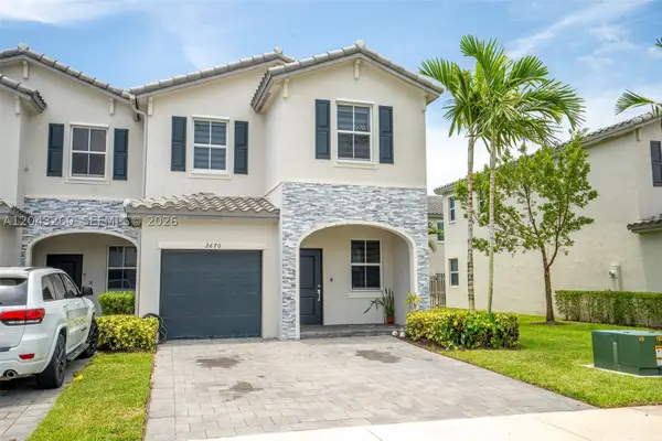 2670 SE 12th St, Homestead, FL 33035