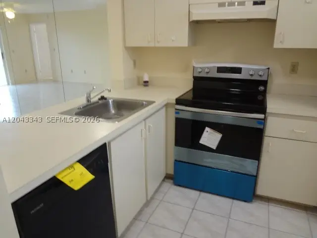 426 NE 210th Cir Ter #103-2, Miami, FL 33179 - #3