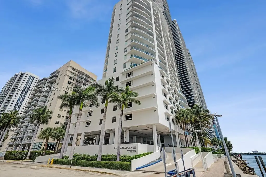 725 NE 22nd St #8B, Miami, FL 33137 - #1