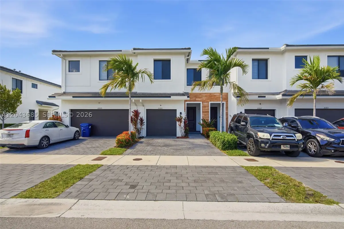 10921 SW 232nd Ter, Homestead, FL 33032 - #1