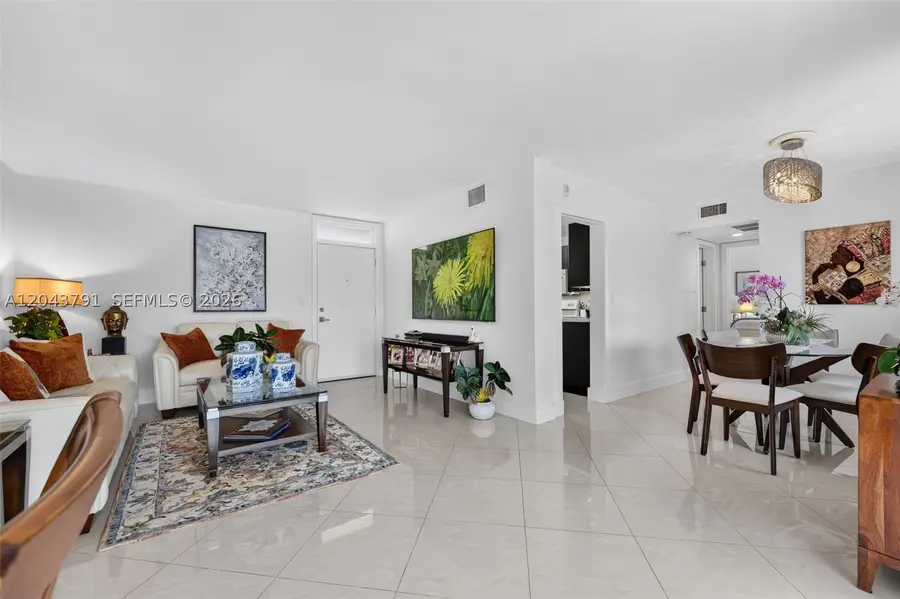 2930 Point East Dr #E201, Aventura, FL 33160 - #3