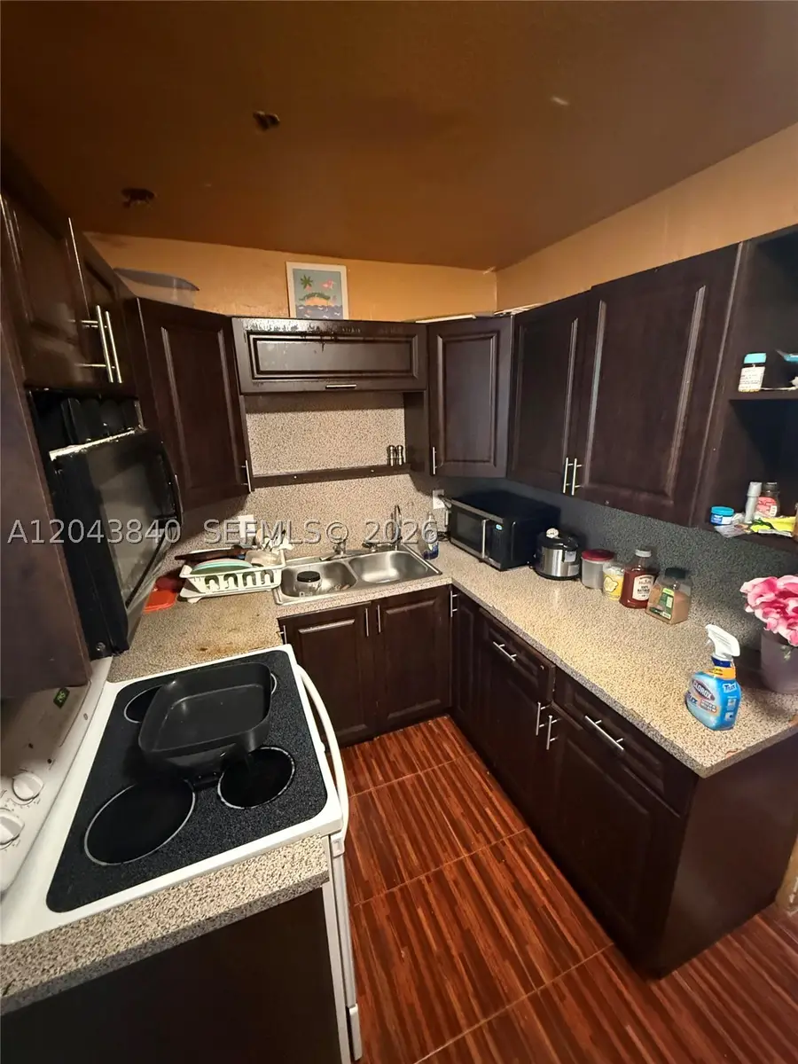 15505 Hayes Ln, Homestead, FL 33033 - #2