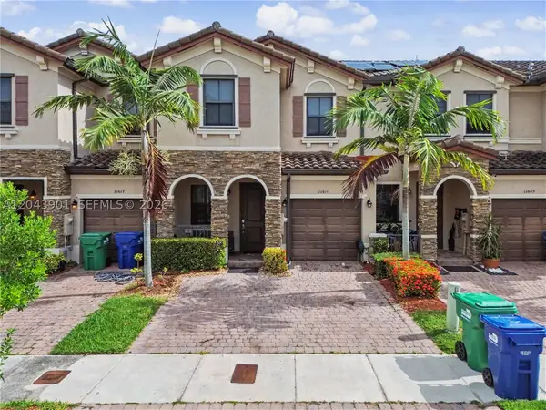 11611 SW 253rd St, Homestead, FL 33032