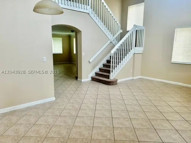 946 NW 206th St, Miami Gardens, FL 33169 - #3