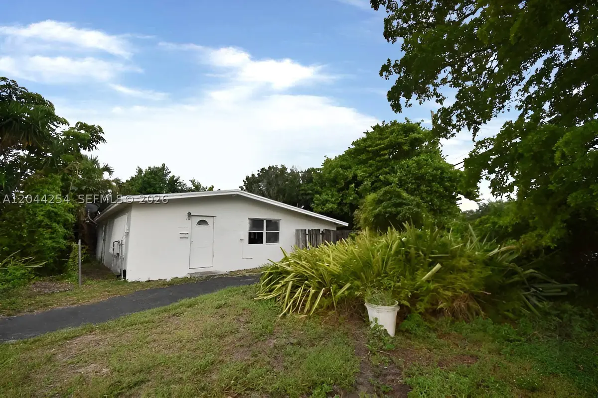 2800 Davie Blvd, Fort Lauderdale, FL 33312 - #1