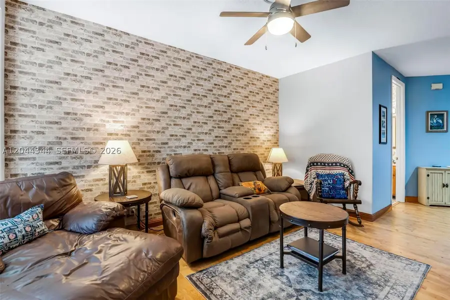 126 Spruce St, Boynton Beach, FL 33426 - #3