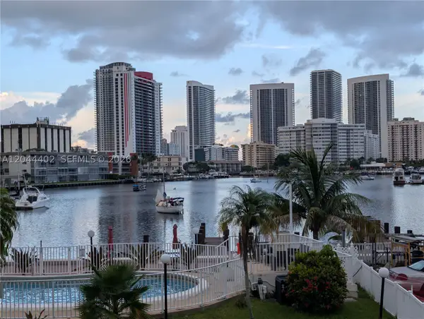 450 Golden Isles Dr #2H, Hallandale Beach, FL 33009