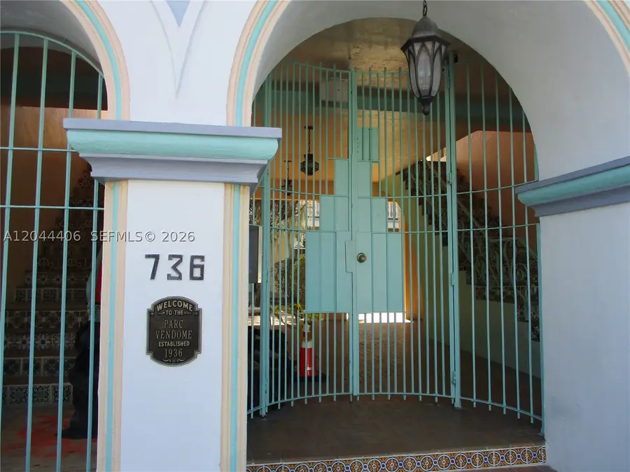 736 13th Street, Miami Beach, FL 33139 - #3