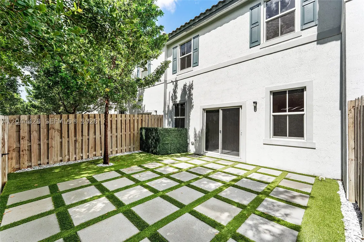 4669 NW 118th Ave, Coral Springs, FL 33076 - #1