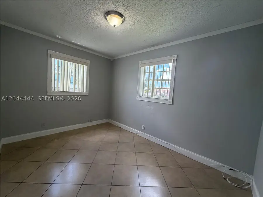 7395 Garfield St, Hollywood, FL 33024 - #3