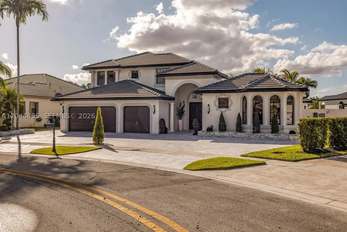 3910 SW 186th Ter, Miramar, FL 33029 - #1
