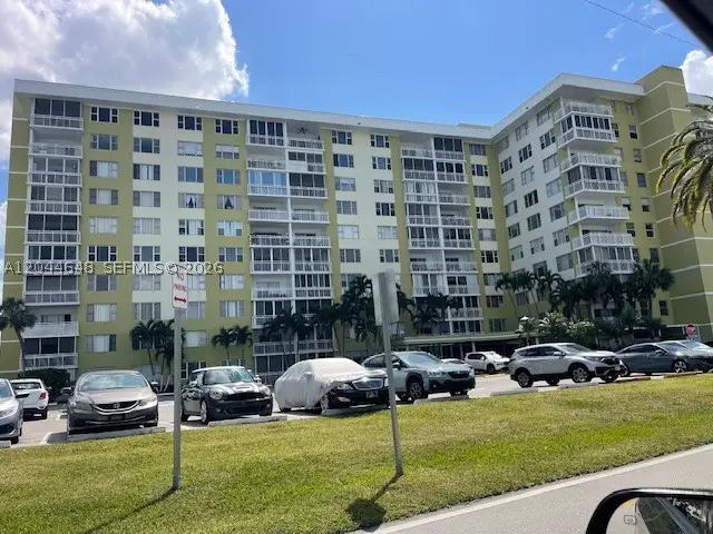 4400 Hillcrest Dr #701B, Hollywood, FL 33021 - #1