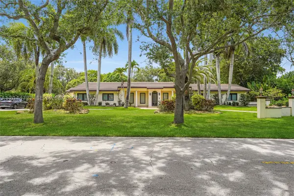 6255 SW 120th St, Pinecrest, FL 33156
