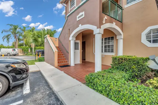 10018 Hammocks Blvd #101-5, Miami, FL 33196