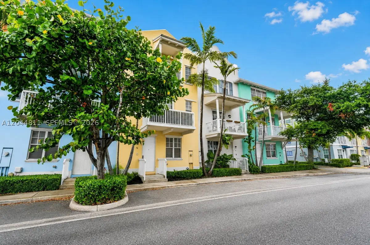 810 N 3rd Ave N #76, Lake Worth, FL 33460 - #1