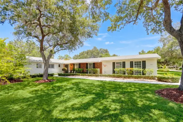 7520 SW 164th St, Palmetto Bay, FL 33157