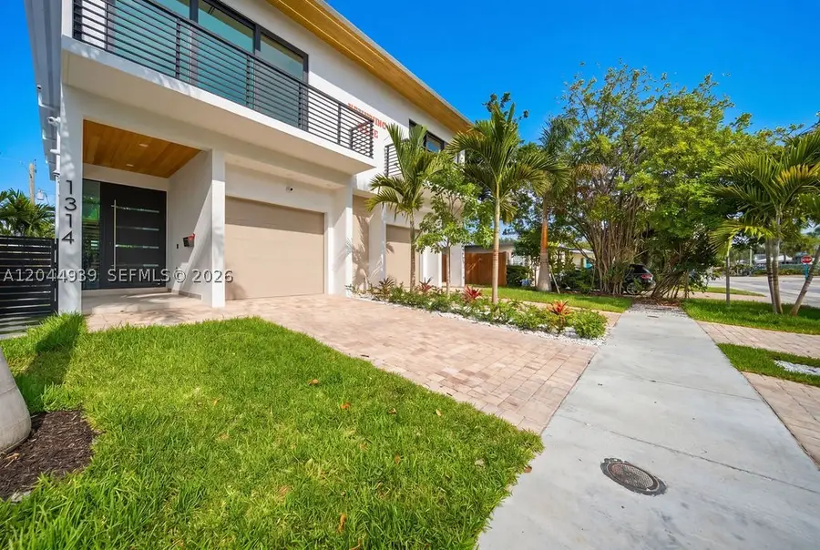 1332 NE 16th Ter, Fort Lauderdale, FL 33304 - #2