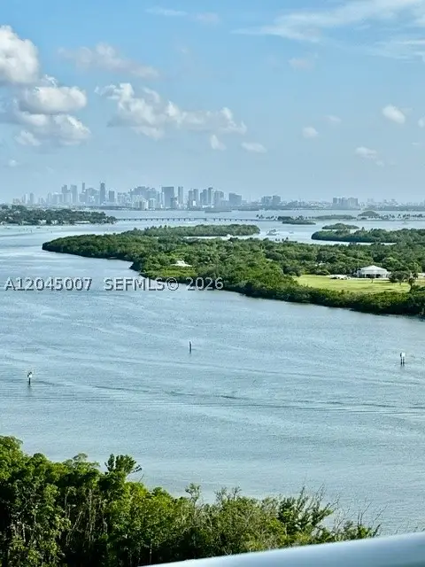 100 Bayview Dr #2124, Sunny Isles Beach, FL 33160 - #3