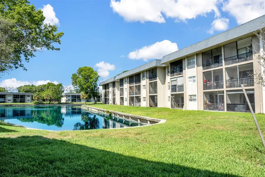 8020 N Colony Circle N. #304, Tamarac, FL 33321 - #2