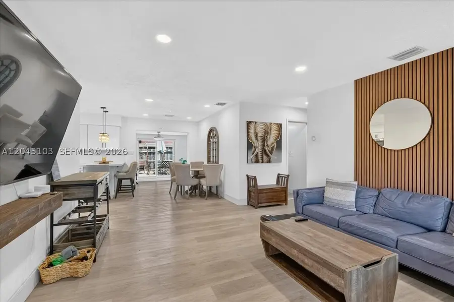 1131 N 75th Ave, Hollywood, FL 33024 - #2
