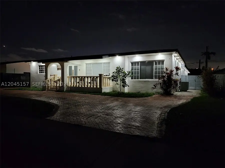8240 SW 38th St, Miami, FL 33155 - #2