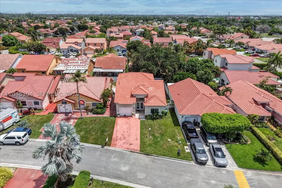 5542 NW 190th Ln, Miami Gardens, FL 33055 - #2