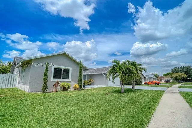 15810 N Wind Cir, Sunrise, FL 33326 - #3