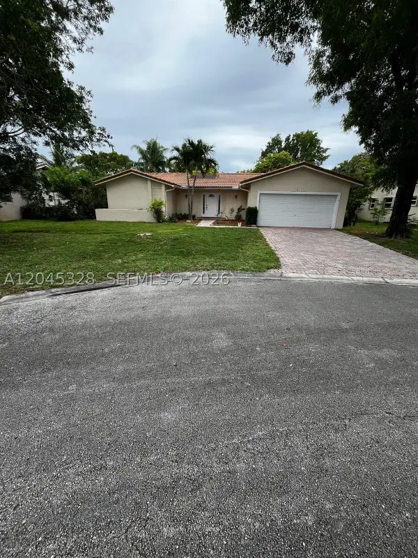 11540 NW 40th St, Coral Springs, FL 33065