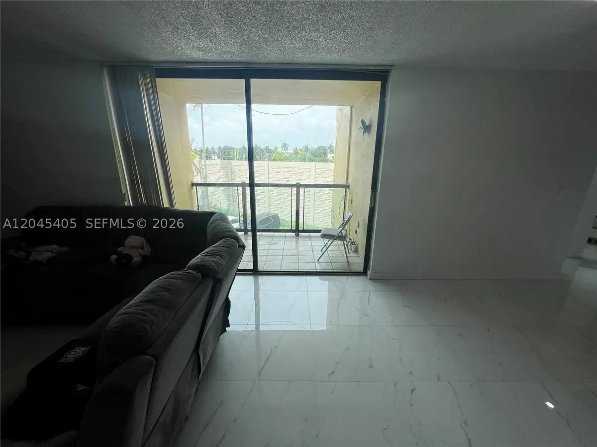 11750 SW 18th St #319-1, Miami, FL 33175 - #1
