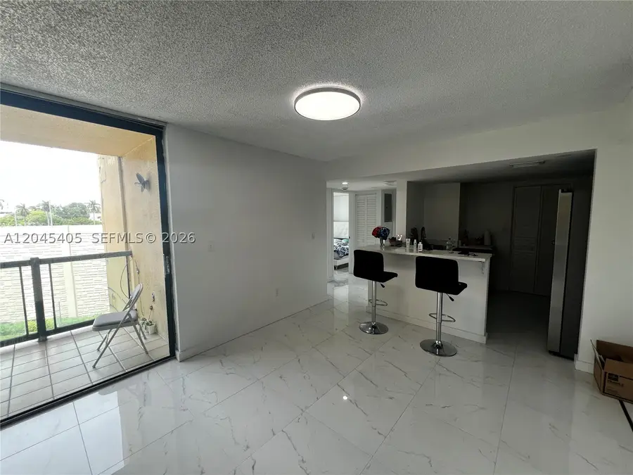 11750 SW 18th St #319-1, Miami, FL 33175 - #2