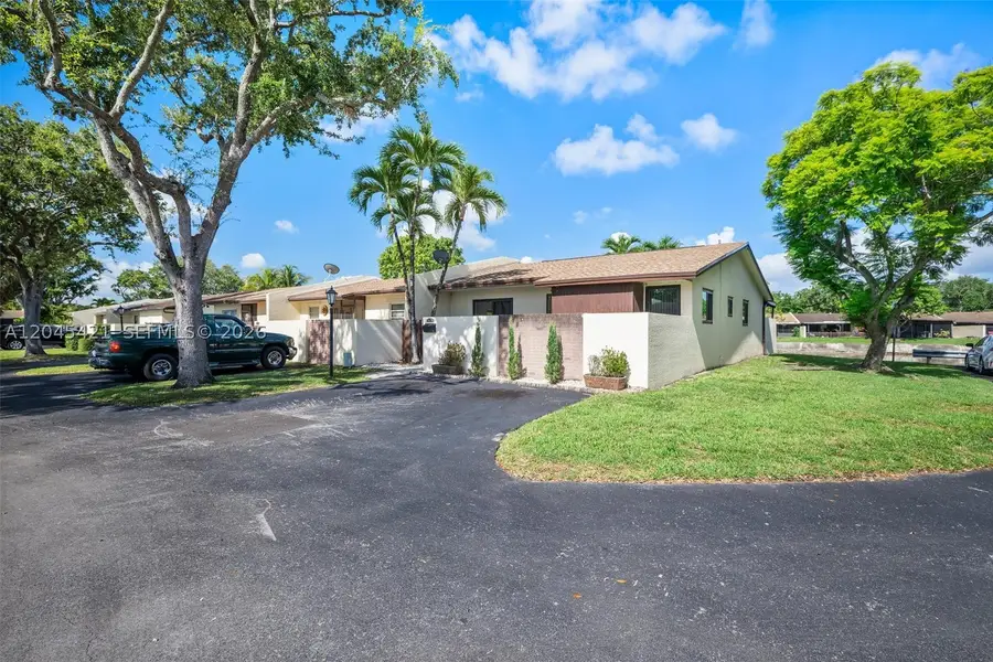 13776 Kendale Lakes Dr, Miami, FL 33183 - #3