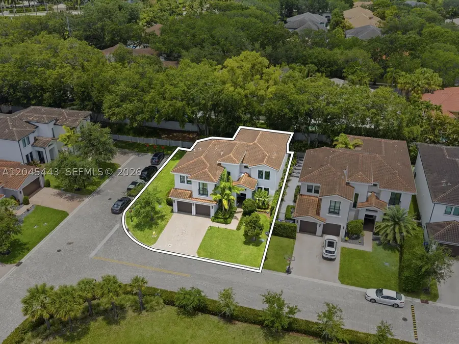 3439 N Brookfield Cir N, Hollywood, FL 33312 - #3