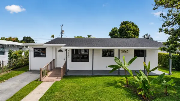 7331 Garfield St, Hollywood, FL 33024