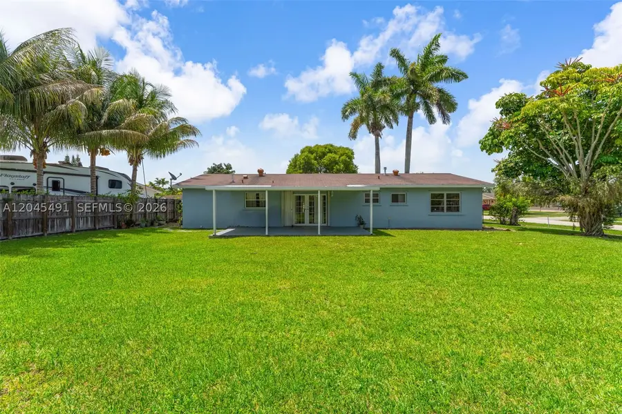 12061 SW 119th St, Miami, FL 33186 - #3