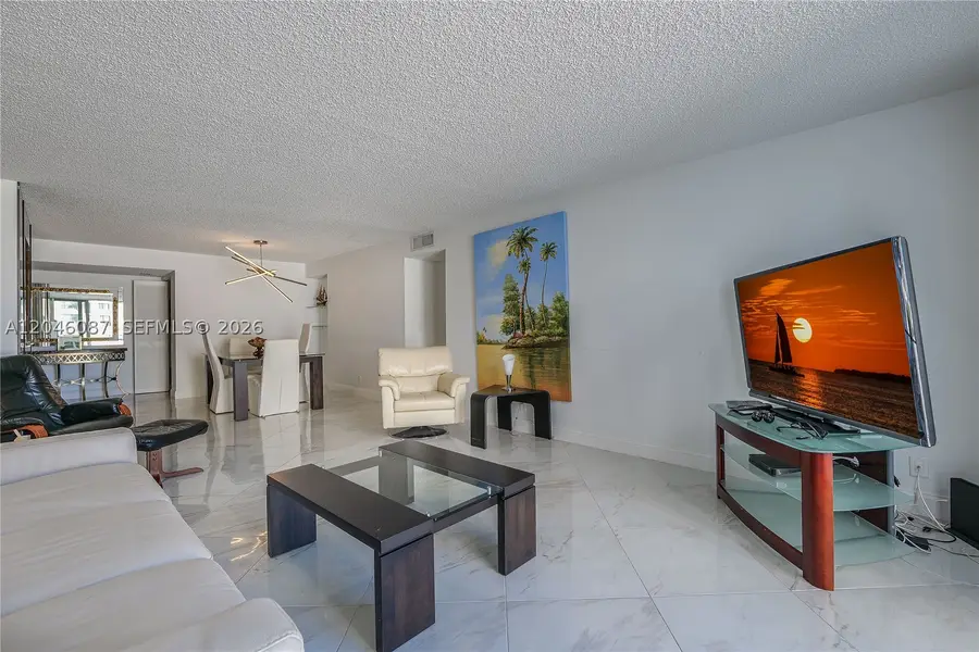 2401 S Ocean Dr #305, Hollywood, FL 33019 - #2