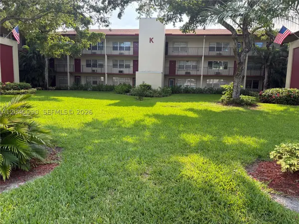 100 SW 132nd Way #101K, Pembroke Pines, FL 33027