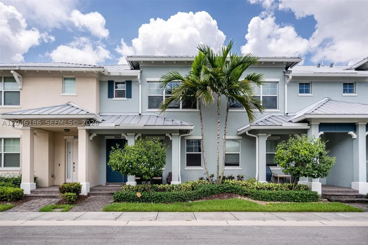 3944 Poinciana Ln, Hollywood, FL 33021 - #1