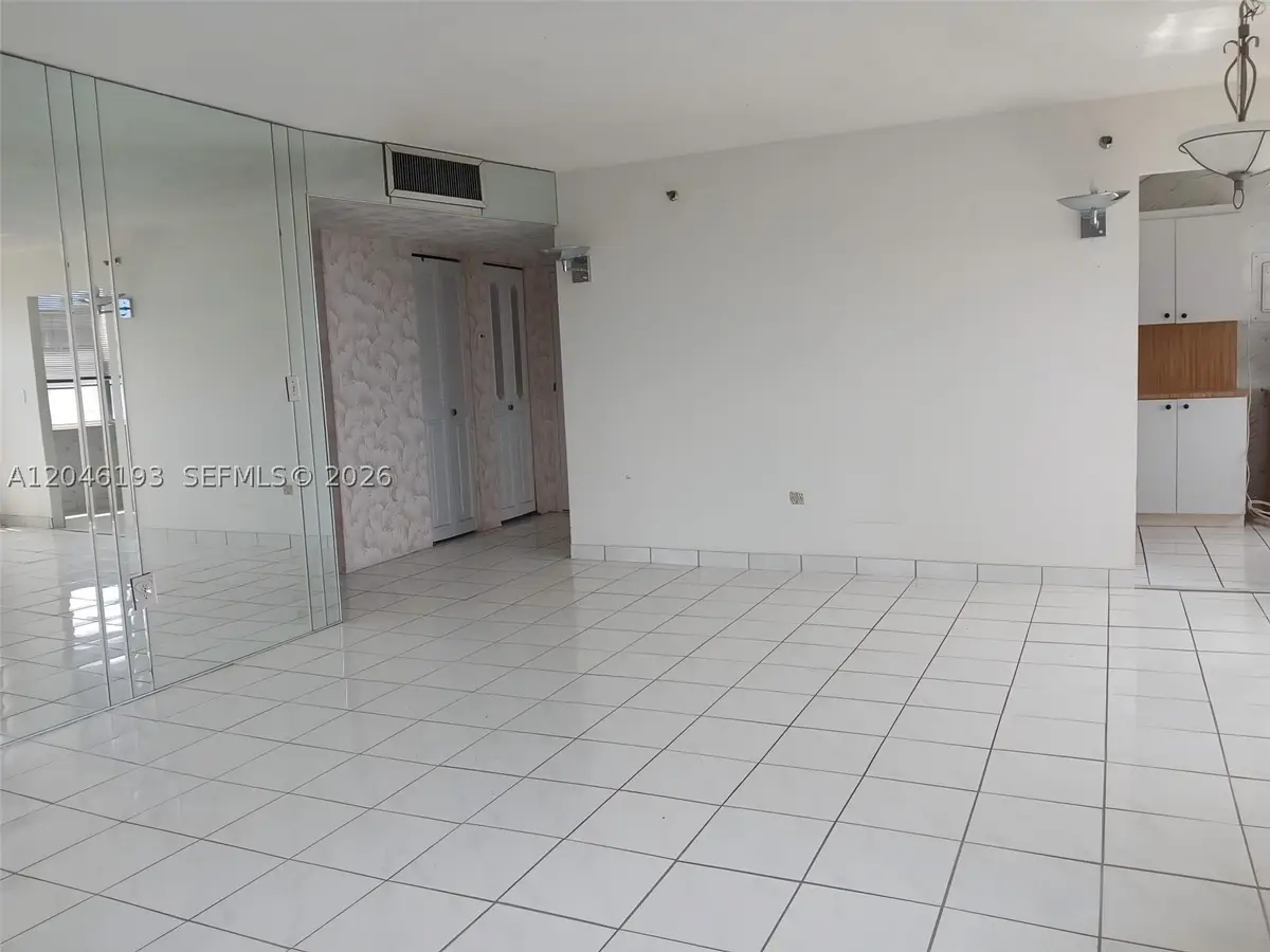1100 Saint Charles Pl #719, Pembroke Pines, FL 33026 - #1