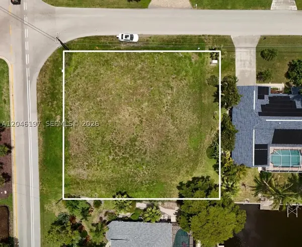 2014 Everest Pkwy, Cape Coral, FL 33904