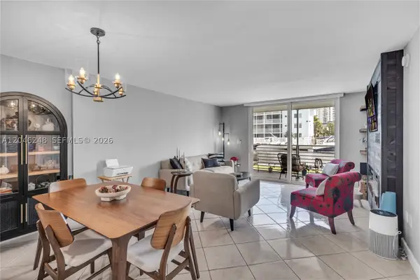 3849 NE 169th St #103, North Miami Beach, FL 33160