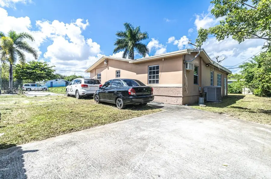 11401 NW 12th Ave, Miami, FL 33168 - #3