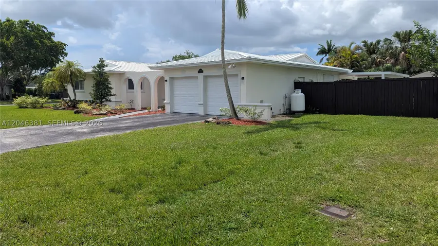 10442 SW 114th St, Miami, FL 33176 - #3