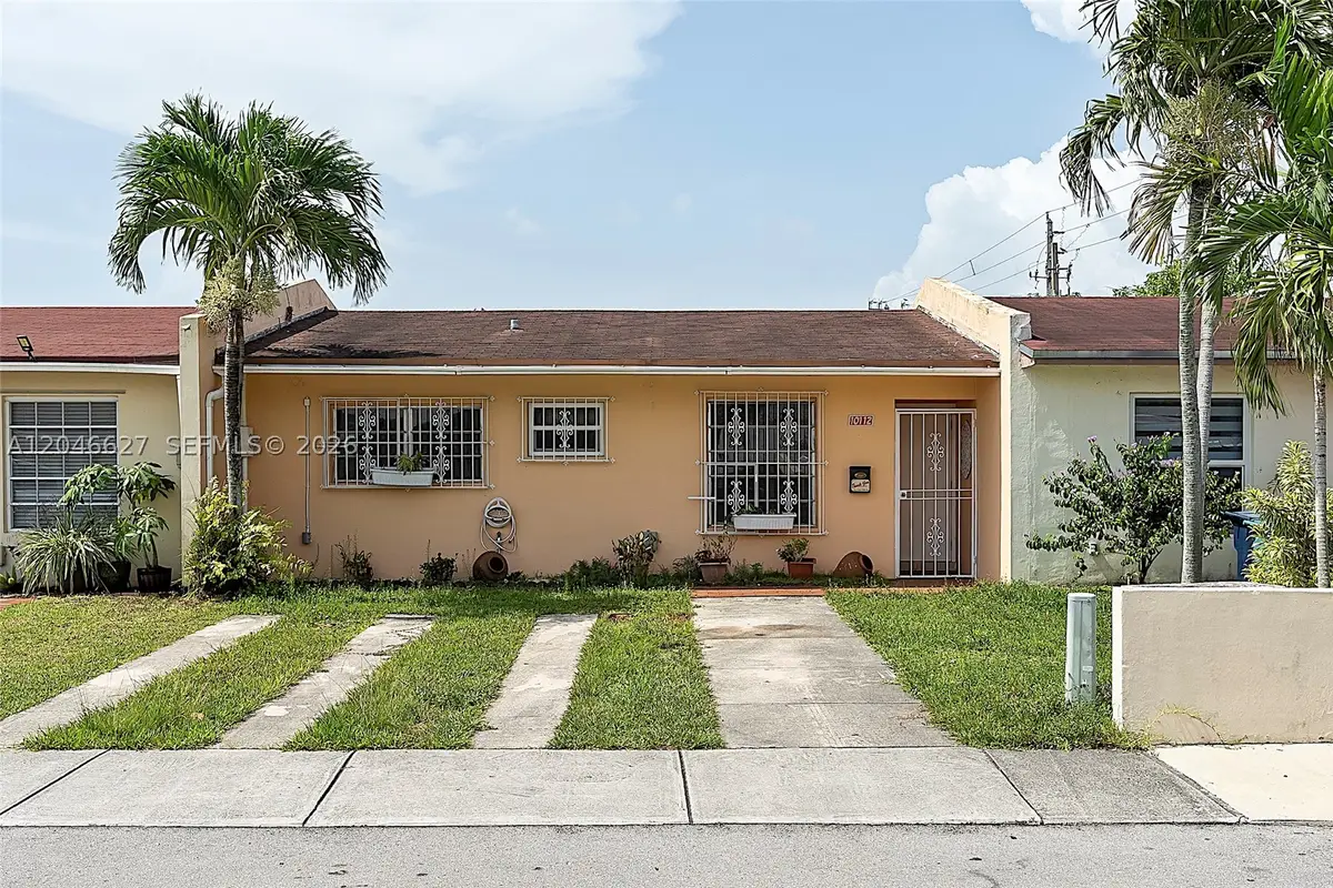 10112 SW 23rd St, Miami, FL 33165 - #1