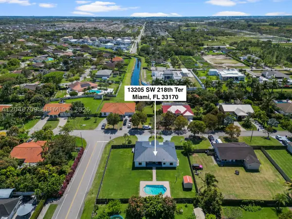 13205 SW 218th Ter, Miami, FL 33170